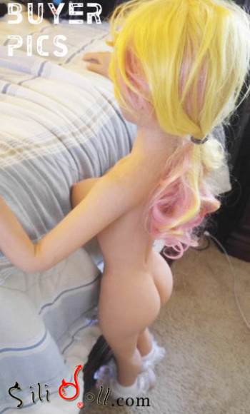 My teen sexdoll has arrived new realistic TPE sexdoll with PVC